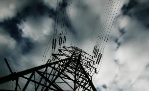 עמוד חשמל (צילום: Kristian Dowling, GettyImages IL)