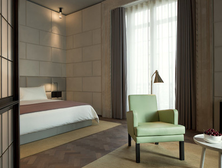 חדר שינה (צילום: hotelcaferoyal.com)