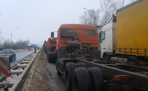 פקק ענק ברוסיה (צילום: englishrussia.com)