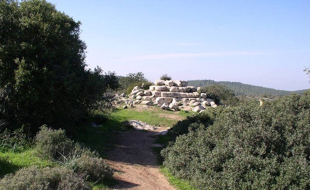 חורבת מידרס (צילום: איל שפירא)