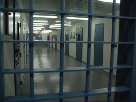 כלא אשל סורגים (צילום: דודו גרינשפן)