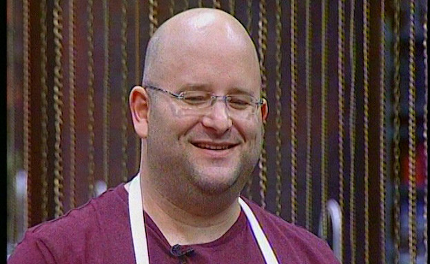 שי מגיש שקדי עגל