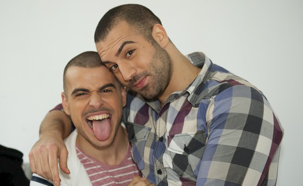 צחוקים איתם