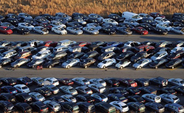 מכוניות שנפגעו מסופת ההוריקן סנדי מכוניות שנפגעו מסופת ההוריקן סנדי