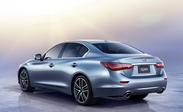 אינפיניטי Q50