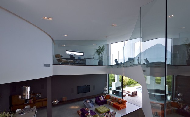 גיל גרוסמן, מבט כללי