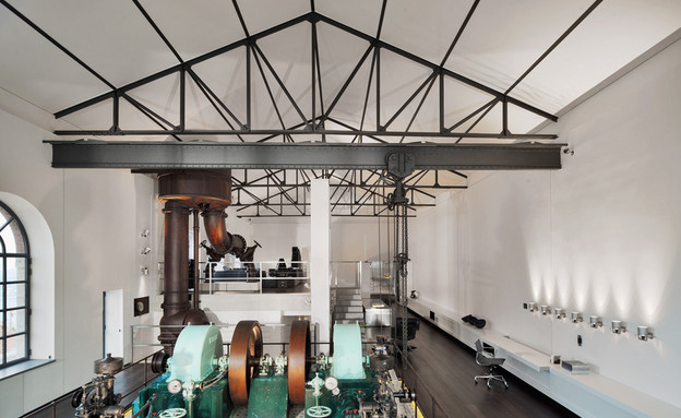 לופט, חדר מכונות