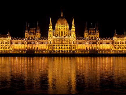 פרלמנט הונגריהבלילה (צילום: en.wikipedia)