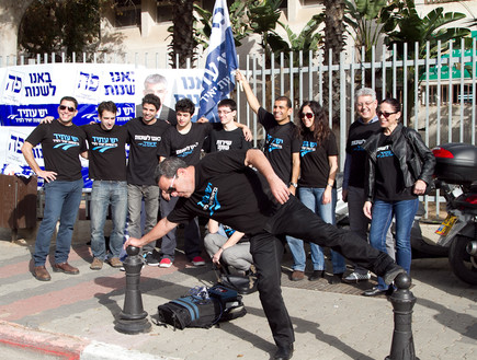 בחירות ברחוב (צילום: מיכאל שבדרון)