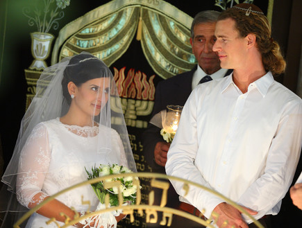 תום ודנה בחתונה (צילום: תומר ושחר צלמים)
