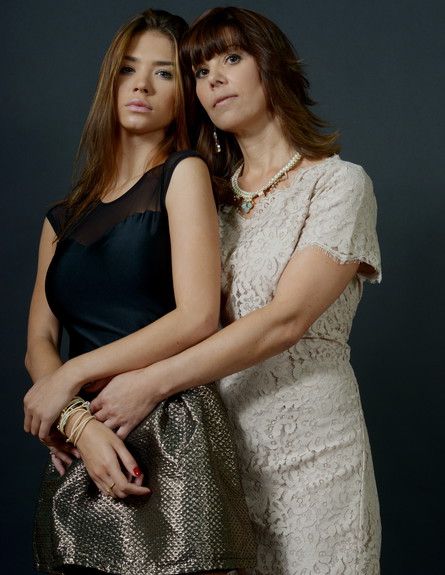 רוסלנה רודינה ואימא (צילום: סטודיו שדרין רובי)