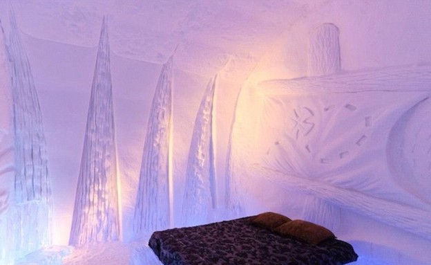 מיטה בתוך השלג, המלון הקר בעולם (צילום: Xavier Dachez)