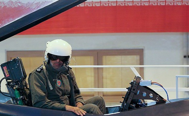 טייס מטוס קרב קאהר (צילום: http://theaviationist.com)
