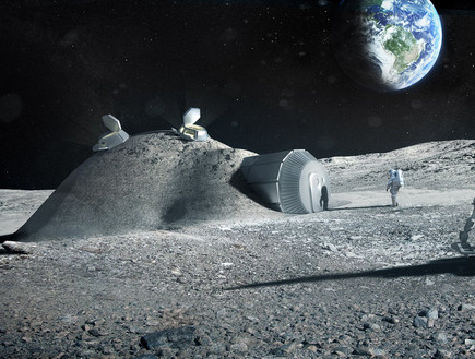 על הירח קרקע (צילום: esa.com)