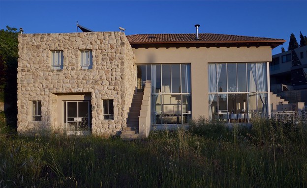 דובי וויט חוץ חדש