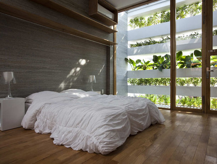 בית ירוק, חדר שינה (צילום: Hiroyuki Oki)