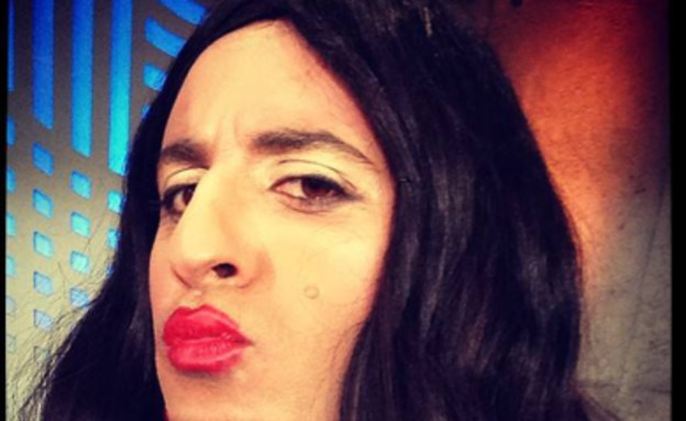 דודו אהרון מחופש למירי מסיקה