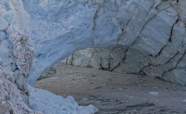 רגע לפני ההתנפצות רגע לפני ההתנפצות