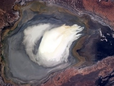 צבעים, תמונות מהחלל (צילום: dailymail.co.uk)
