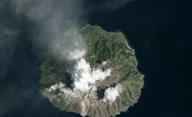התפרצות הר געש באינדונזיה, תמונות מהחלל