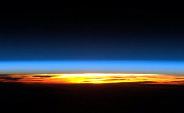 זריחה, תמונות מהחלל