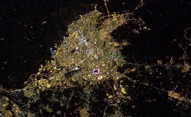 טבעת בטהארן, תמונות מהחלל