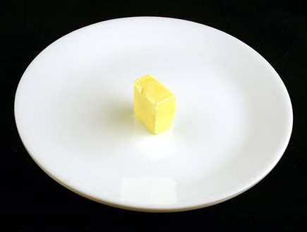 קלוריות בחמאה (צילום: wisegeek.com)