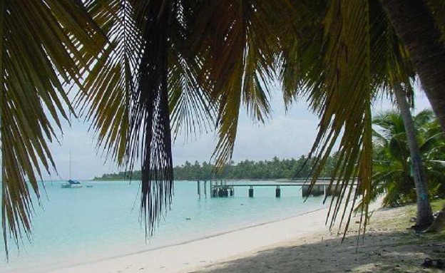 איי קוקוס, חופים מבודדים
