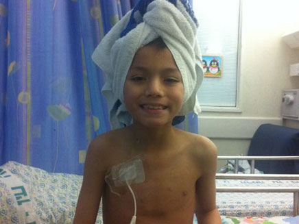 אוריאל נאלץ לחזור לבית החולים (צילום: משפחת ונג)