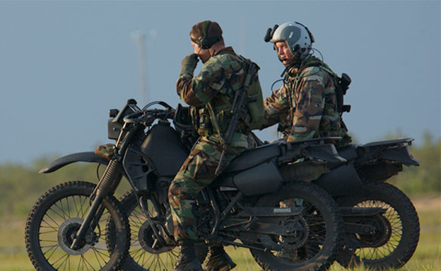 אופנועים בשירות צבא ארה"ב (צילום: צבא ארצות הברית)