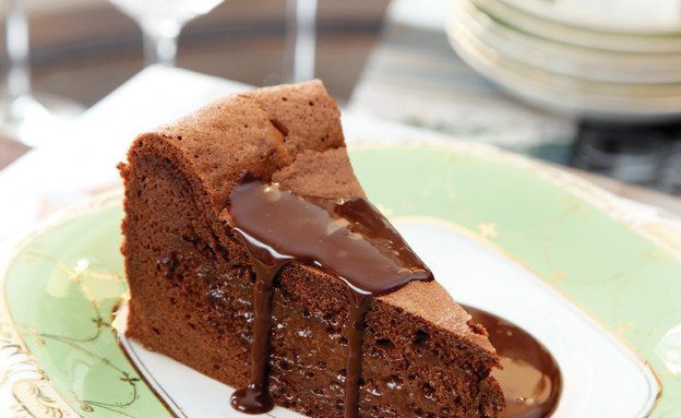 עוגת השוקולד של בראסרי, כשר לפסח (צילום: דניה ויינר, על השולחן)
