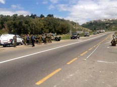 כוחות משטרה החלו בחקירה (צילום: אוהד חמו)