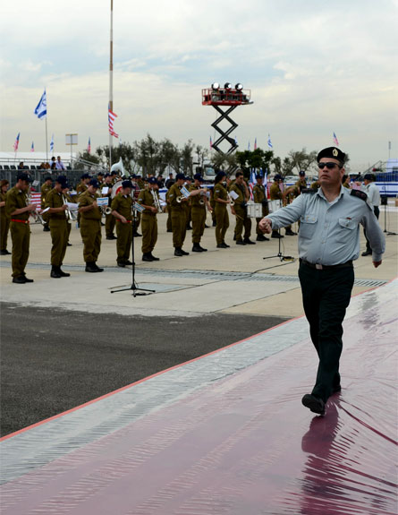 קשה באימונים, קל בקרב. החזרה בנתב"ג, היו (צילום: קובי גדעון, לע"מ)