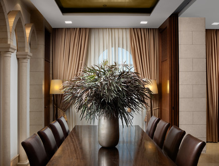 סוויטה מלכותית חדר אוכל מלון המלך דוד צילום אורי אקרמן (צילום: אורי אקרמן)