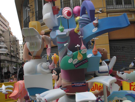 בובות ברחוב, פסטיבל ולנסיה (צילום: לירון מילשטיין)