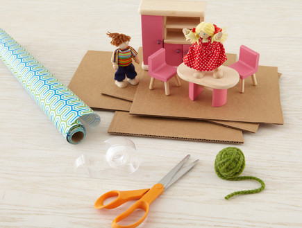 עיצובי ילדים, בית בובות, בובות (צילום: blog.landofnod.com)