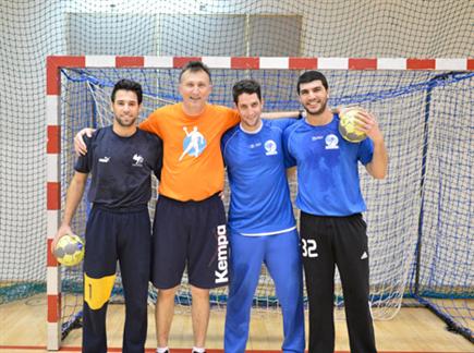 מאמן השוערים בוליגאן יחד עם שיקלושי, יעקב ומאירוביץ' (איגוד הכדורי (צילום: ספורט 5)