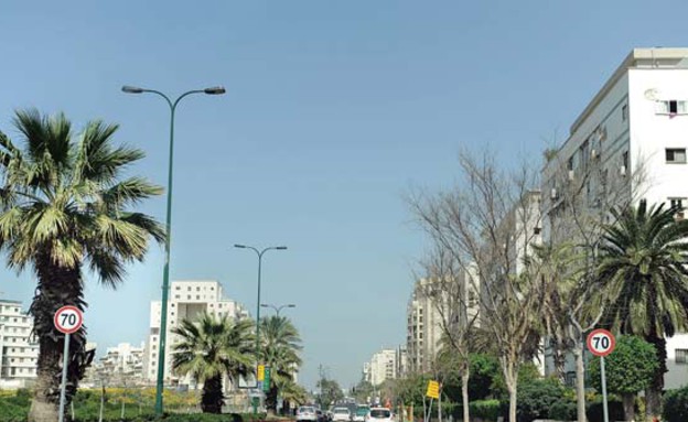 רחוב לוי אשכול תל אביב (צילום: תמר מצפי, גלובס)