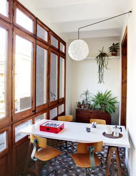 דירה ברצלונה, שולחן אוכל (צילום: Tiia Ettala)