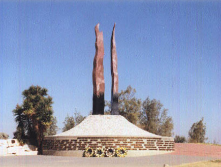 האנדרטה לפלוגה ג' בקרית גת (צילום: אתר חטיבת אלכסנדרוני)