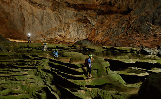 מטפסים, המערה הגדולה בעולם