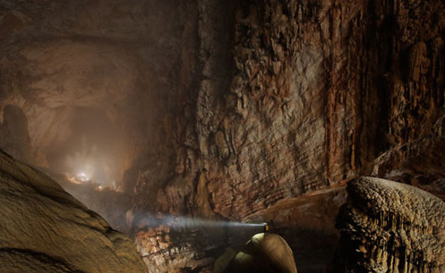 צוקים, המערה הגדולה בעולם