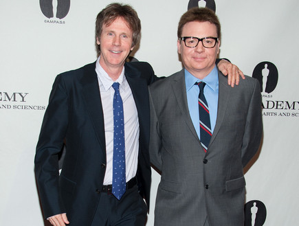 וויין וורלד האיחוד