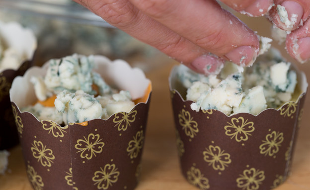 מפוררים פנימה רוקפור מפוררים פנימה רוקפור