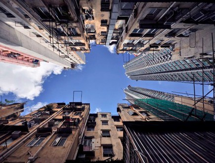 הונג קונג, עננים (צילום: www.aovertical.com)