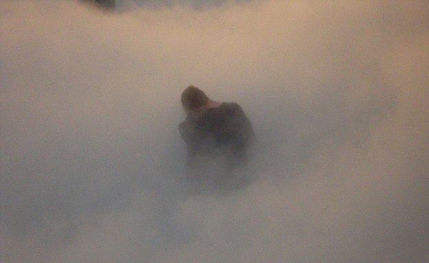 מתנשקים בעננים, עננים באדמה (צילום: dailymail.co.uk)