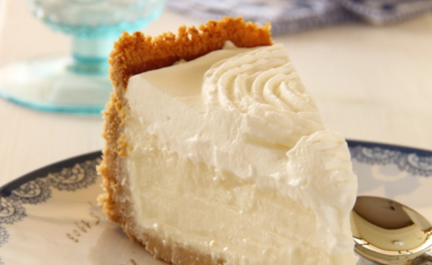 עוגת גבינה וקוקוס, חן שוקרון - פרוסה עוגת גבינה וקוקוס, חן שוקרון - פרוסה