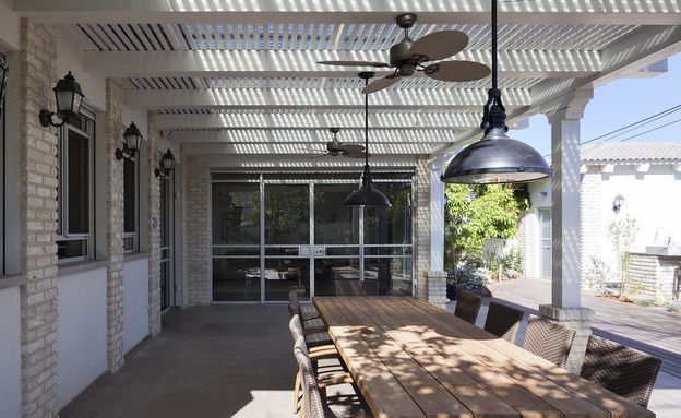 בית שרון ויזר, פינת אוכל חוץ בית שרון ויזר, פינת אוכל חוץ