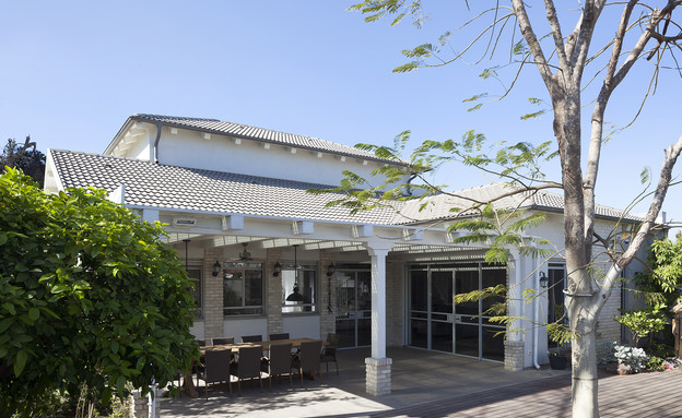 בית שרון ויזר, חוץ בית שרון ויזר, חוץ