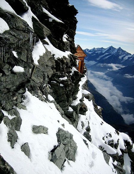 בהר, בקתה בשוויץ, יוצר ויקיפדיה (צילום: ויקיפדיה)